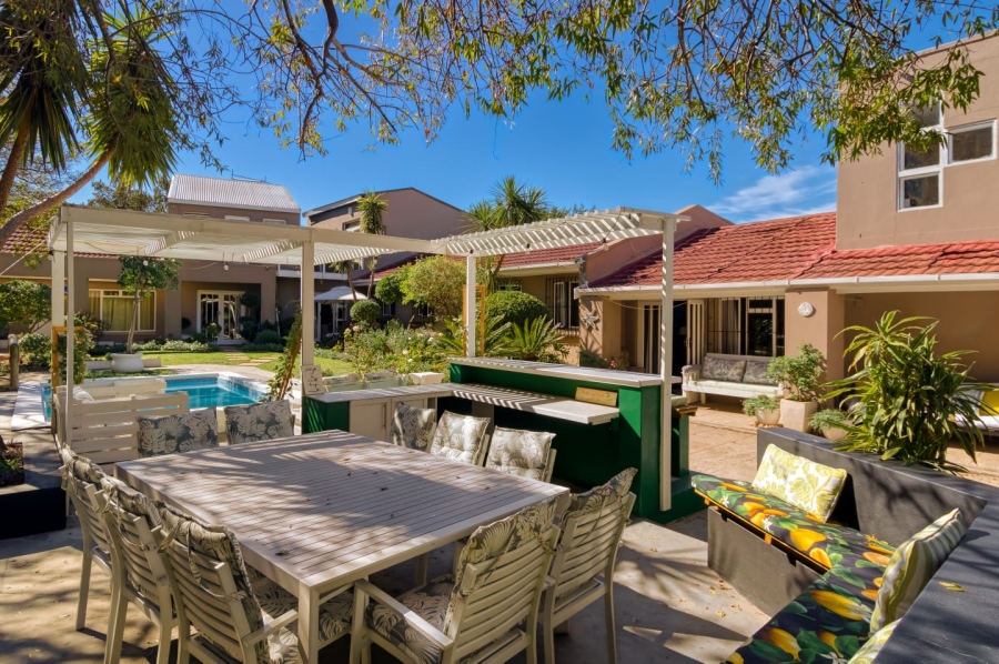 10 Bedroom Property for Sale in Montclair Western Cape